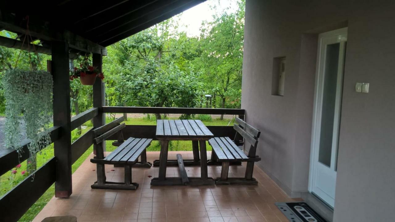 Apartman Adam Rakovica Buitenkant foto